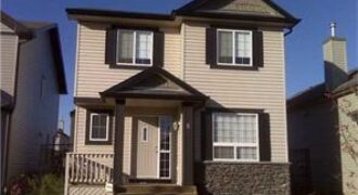 $2690 – 6 Saddlebrook Gardens NE, Available November 1st!