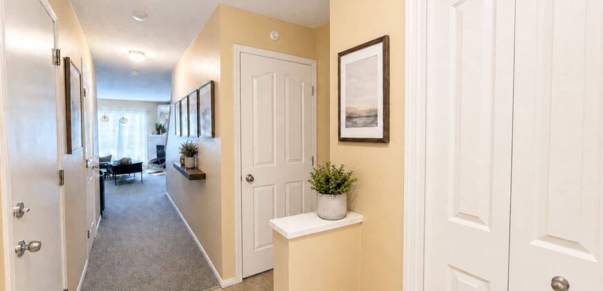 31-156 Canoe Dr, Available August 1