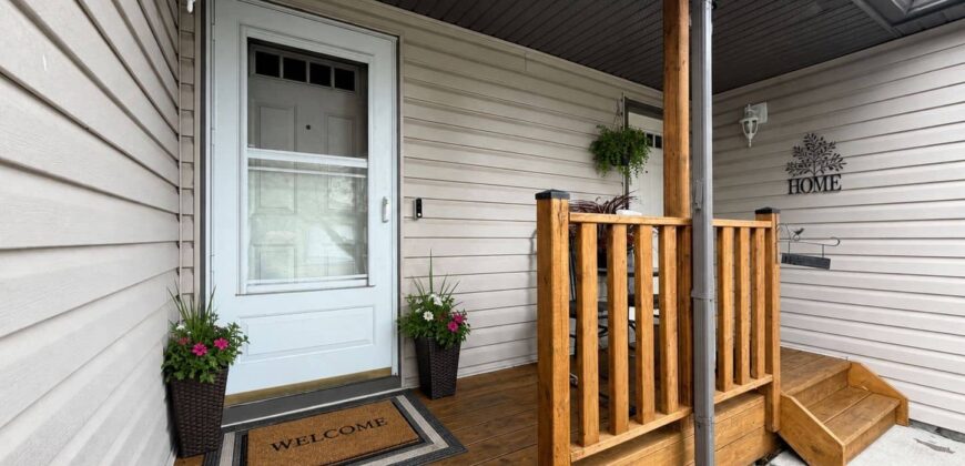 31-156 Canoe Dr, Available August 1