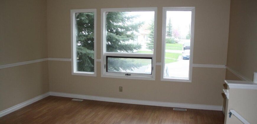 23 Tararidge Court NE – Available June 1st!
