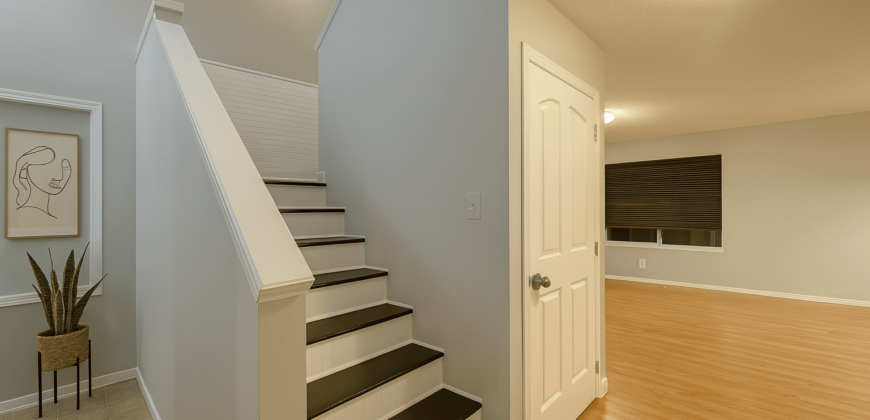 262 Luxstone Road SW, Airdrie AB, Low Down Payment, Trades Welcome, Available Now!