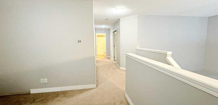 262 Luxstone Road SW, Airdrie AB, Available Now! 262 Luxstone Road SW, Airdrie AB, Available Now!