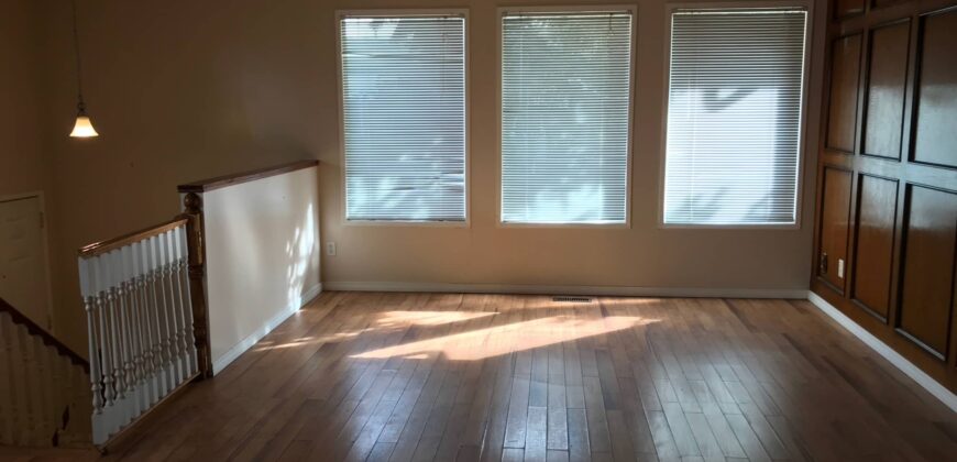 126 Temple Hill Drive NE, Calgary, Available July 1